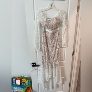 L’ATISTE BY AMY Cream Nude Maxi Lace Crochet Bodycon Dress Women's Size Medium